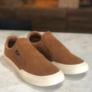 TENIS CASUAL CARAMELO 2 unidades 39 4 unidades 40 4 unidades 41 2 unidades 42