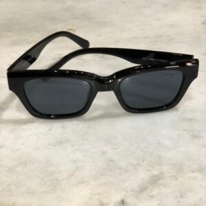 ÓCULOS DE SOL PROTEÇÃO UV